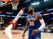 火箭不敌尼克斯詹姆斯-哈登贡献36分难救主